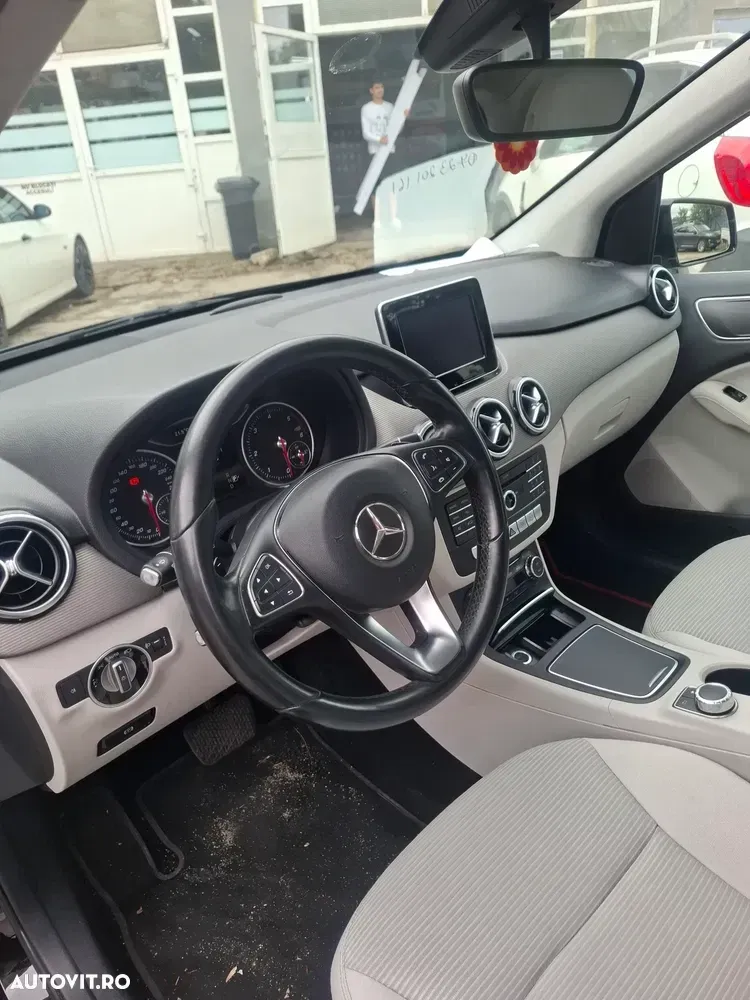 Mercedes-Benz B 180 — imagine 4