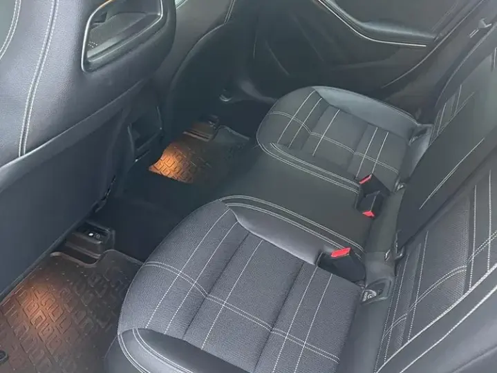 Mercedes-Benz A 200 W176