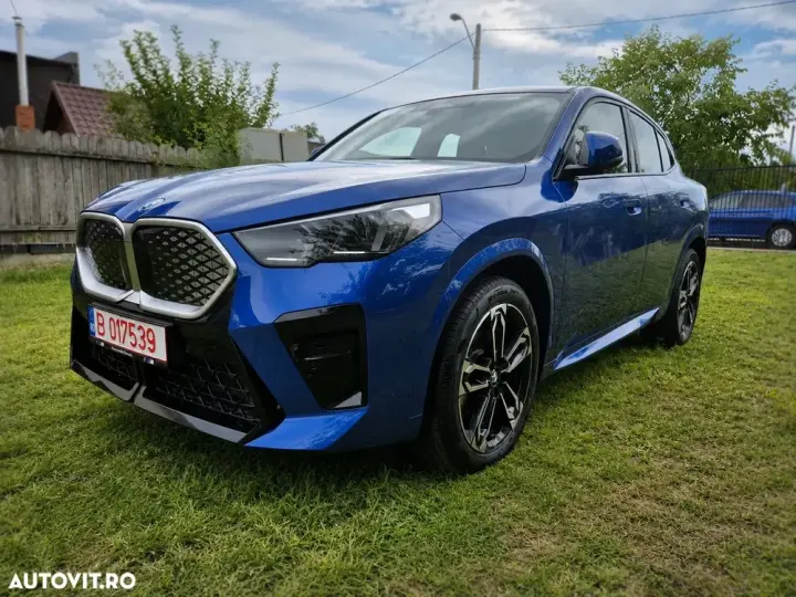 BMW iX2