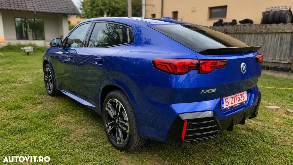 BMW iX2 — imagine 4