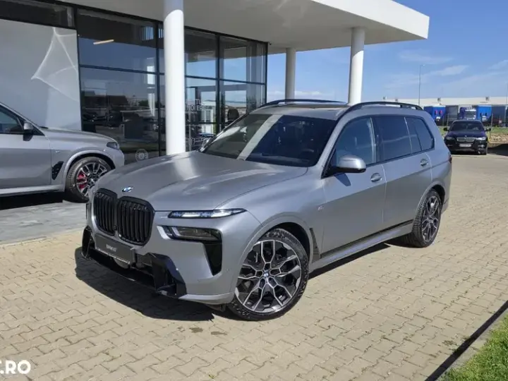 BMW X7 xDrive40i AT MHEV
