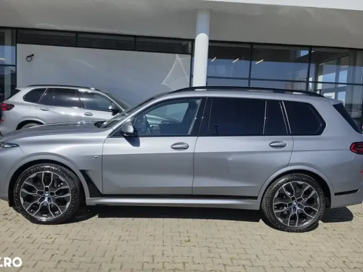 BMW X7 xDrive40i AT MHEV