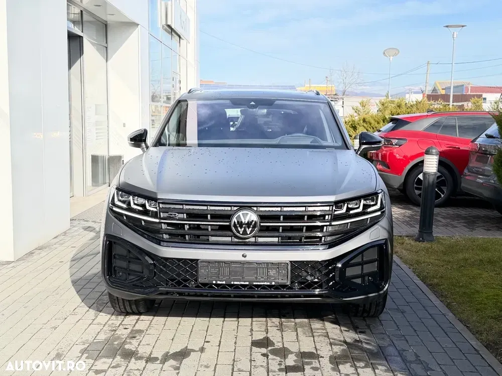Volkswagen Touareg III V6 TDI R-Style — imagine 3