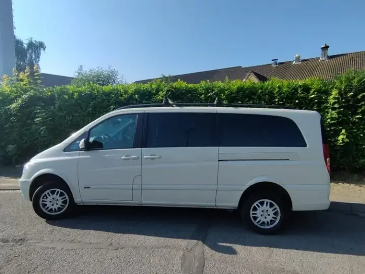 Mercedes-Benz Viano 2.2 CDI DPF extralang 4Matic Automatik Ambiente Edition