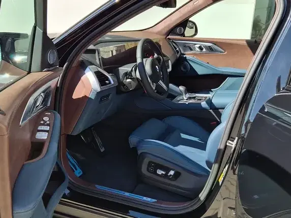 BMW XM