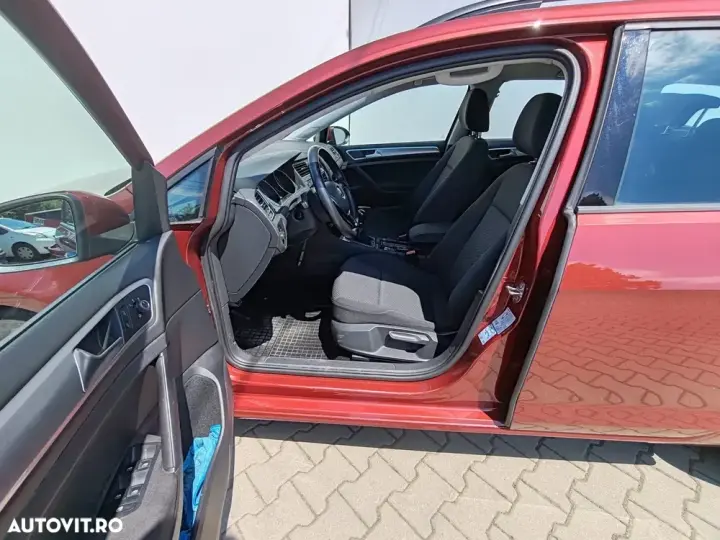 Volkswagen Golf VII