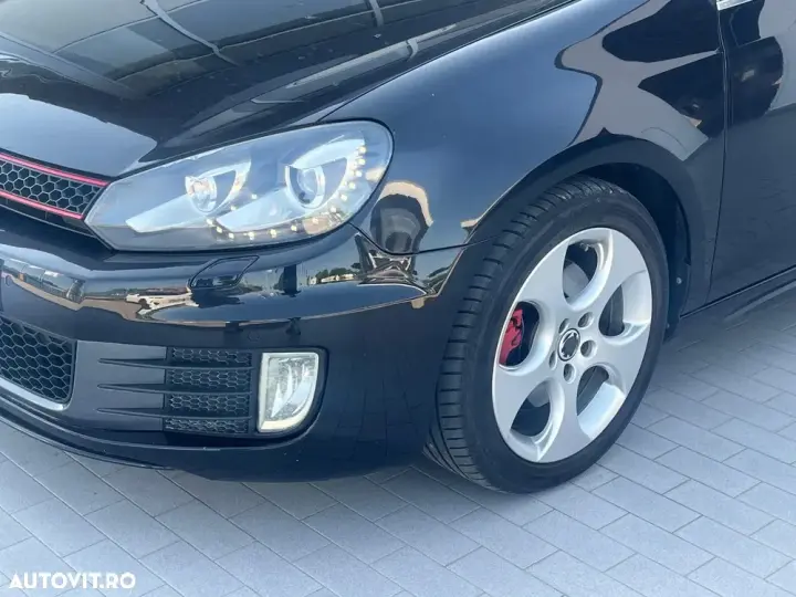 Volkswagen Golf VI