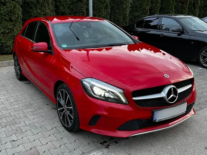 Mercedes-Benz A 180