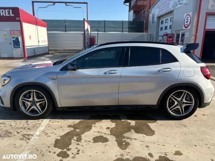 Mercedes-Benz GLA X156