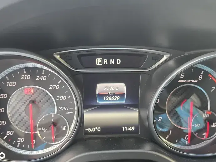 Mercedes-Benz GLA X156