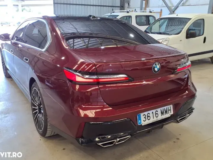 BMW M7 M760e xDrive AT PHEV