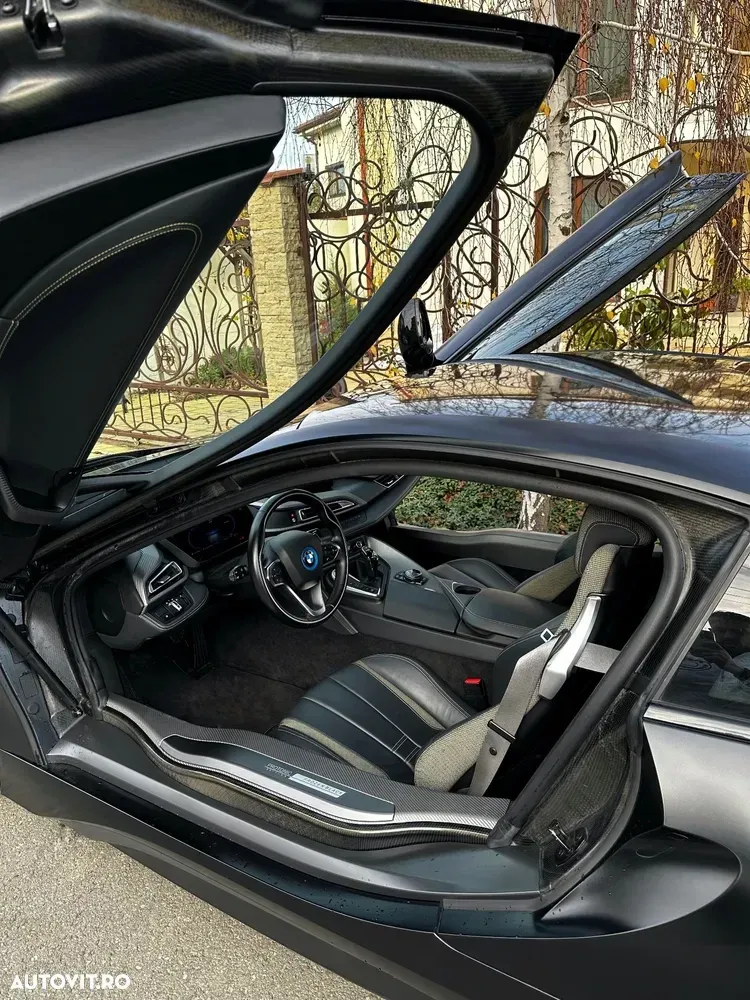 BMW i8 Pure Impulse — imagine 5