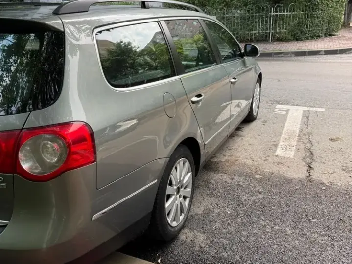 Volkswagen Passat B6 2.0 TDI Comfortline DPF