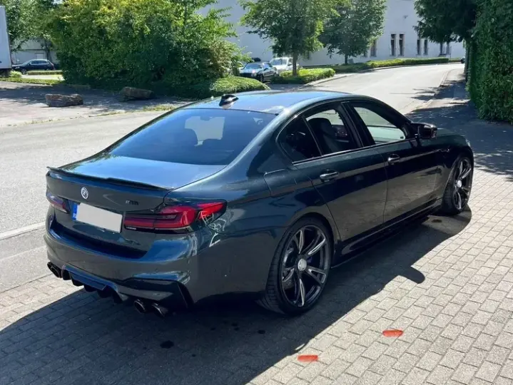 BMW M5 F90 Standard
