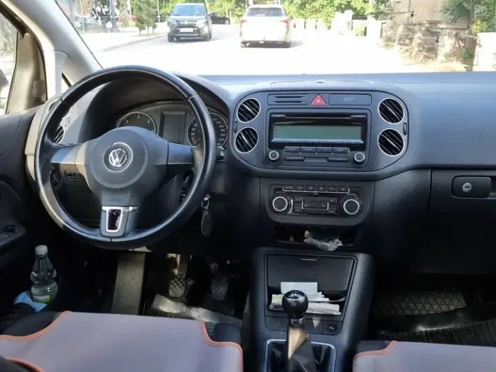 Volkswagen Golf Plus VI 1.6 TDI DPF Comfortline