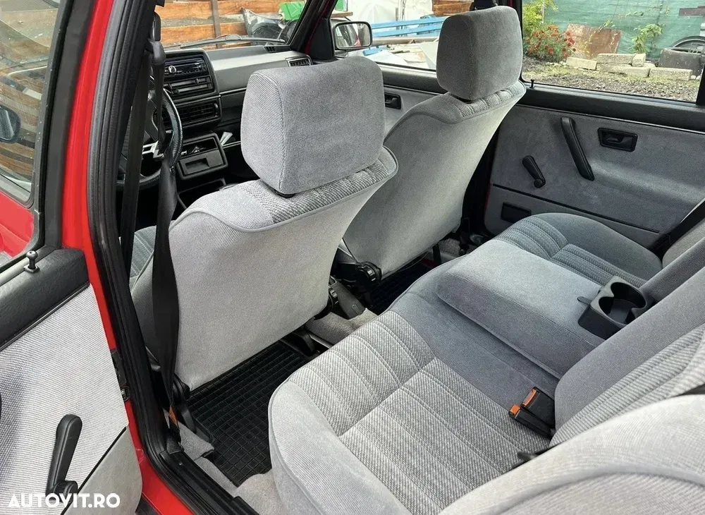 Volkswagen Jetta — imagine 3