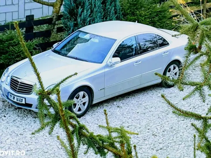 Mercedes-Benz E W211