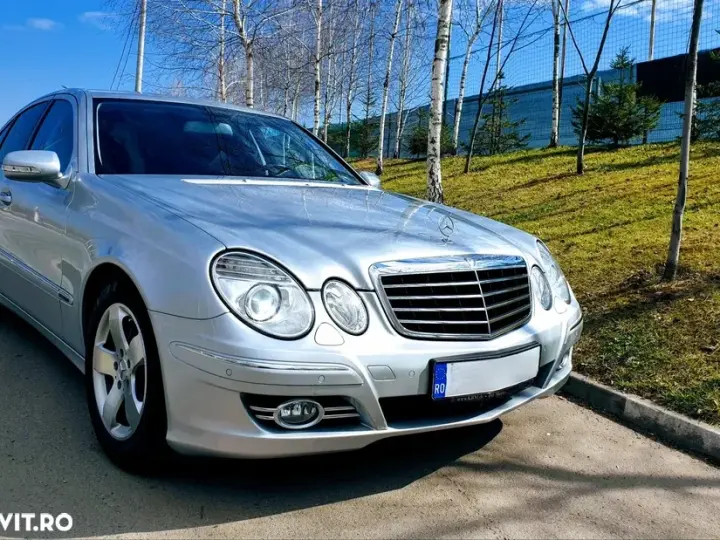Mercedes-Benz E W211