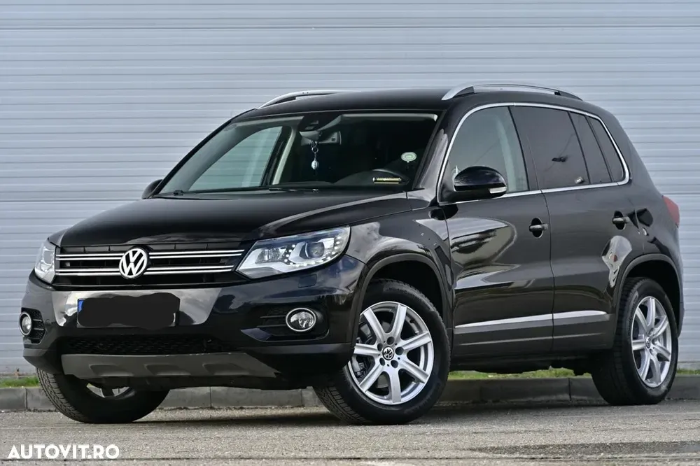 Volkswagen Tiguan I 2.0 TDI DPF 4Motion BlueMotion Technology DSG Lounge Sport & Style — imagine 3