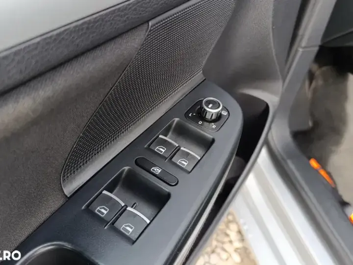 Volkswagen Golf VI