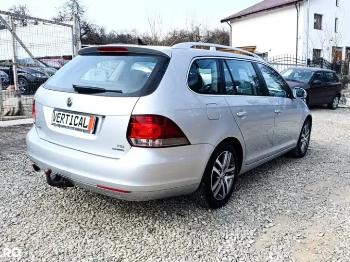 Volkswagen Golf VI