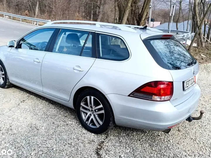 Volkswagen Golf VI