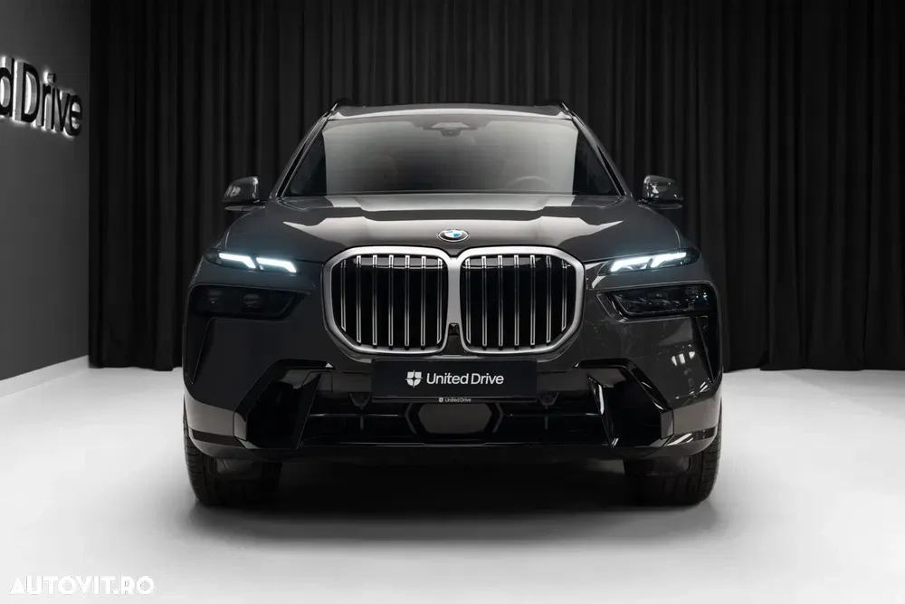 BMW X7 — imagine 2