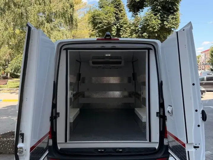 Mercedes-Benz Sprinter