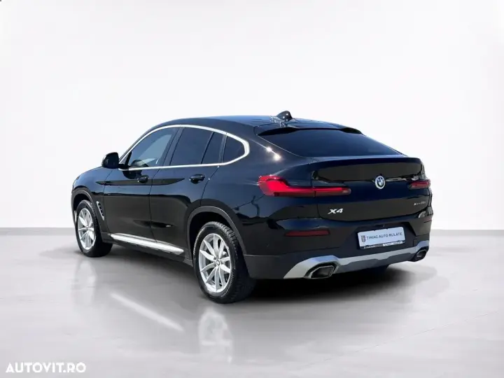 BMW X4 xDrive20i AT