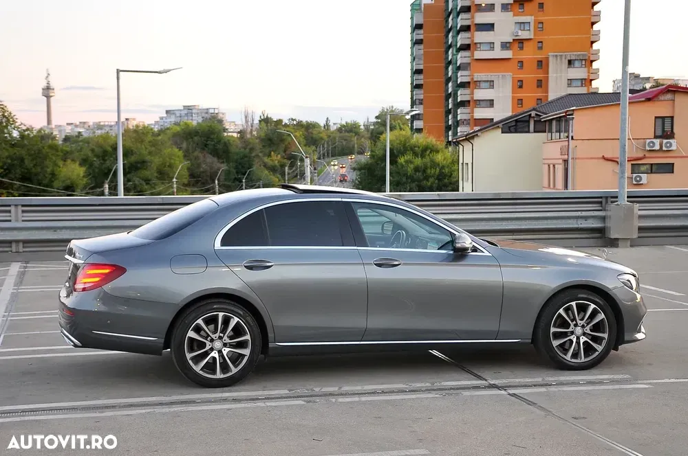 Mercedes-Benz E W213 220 d 4MATIC Aut. — imagine 3
