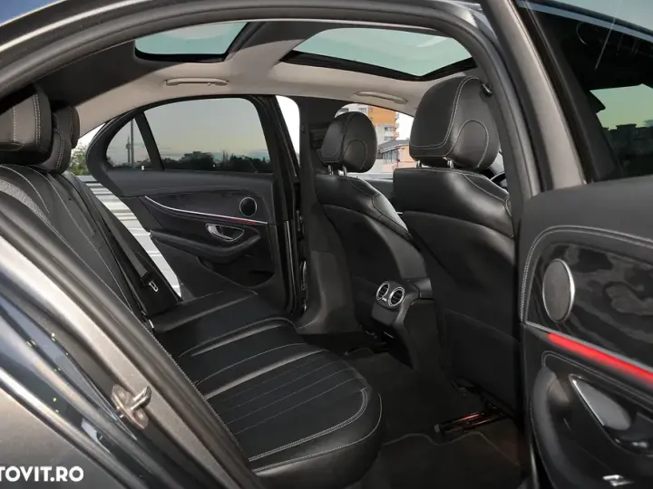 Mercedes-Benz E W213 220 d 4MATIC Aut.