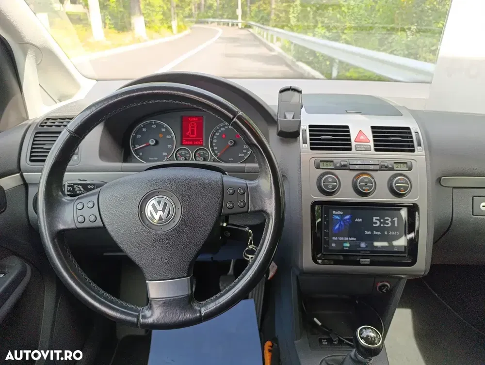 Volkswagen Touran I — imagine 6