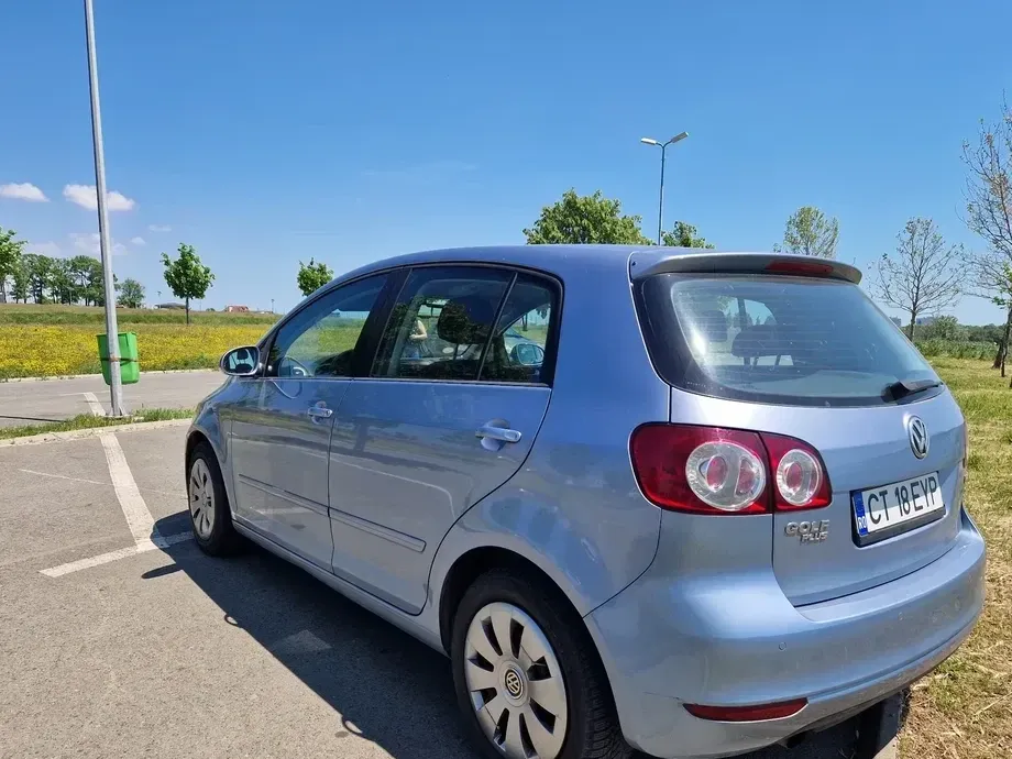 Volkswagen Golf 1.6 TDI DPF BlueMotion Technology Style — imagine 5