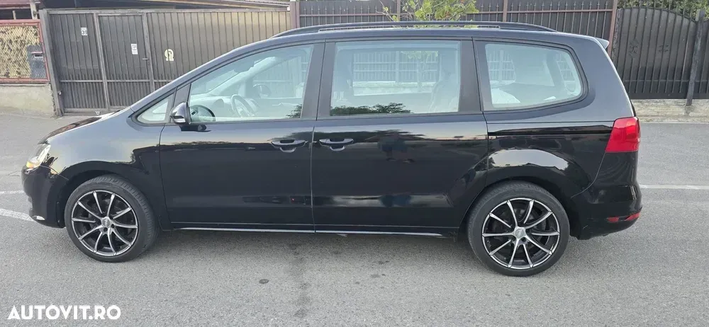 Volkswagen Sharan II 2.0 TDI DSG BlueMotion Technology Trendline — imagine 6