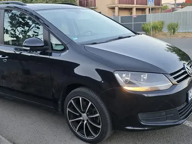 Volkswagen Sharan II 2.0 TDI DSG BlueMotion Technology Trendline