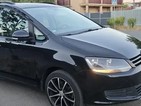 Volkswagen Sharan II 2.0 TDI DSG BlueMotion Technology Trendline