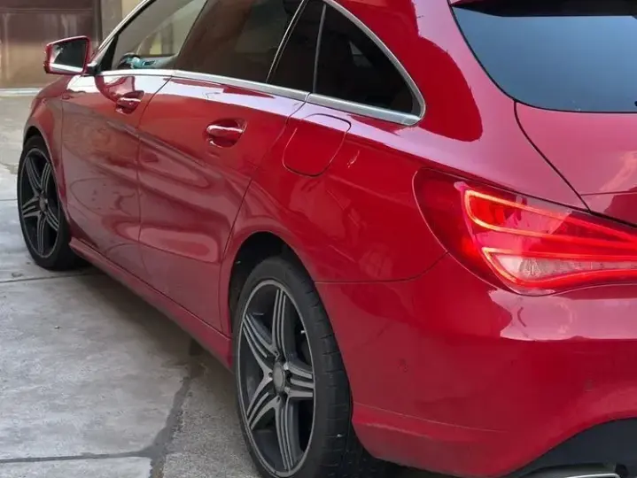 Mercedes-Benz CLA 200 d 7G-DCT