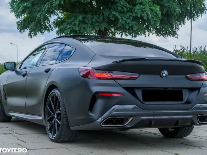 BMW M8