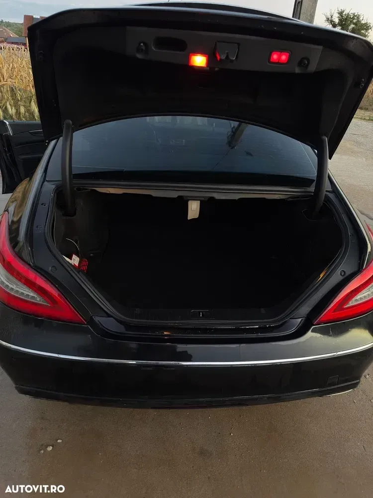 Mercedes-Benz CLS C218 350 CDI BlueEfficiency 4MATIC Aut — imagine 4