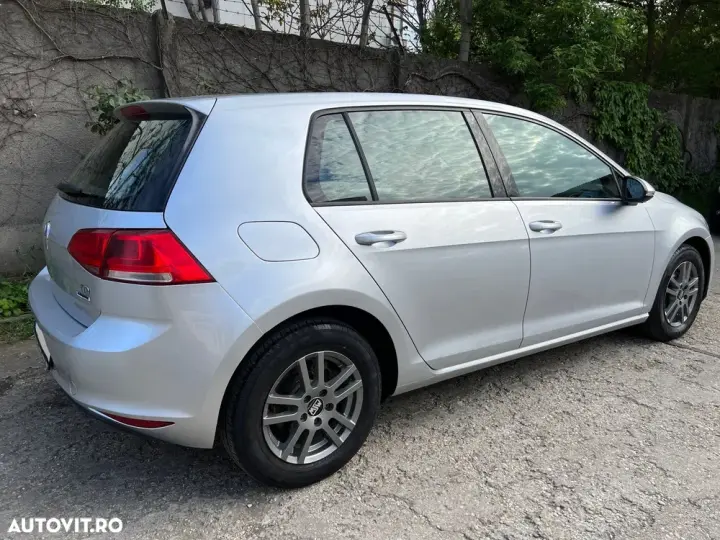 Volkswagen Golf VII 1.6 TDI BMT Comfortline