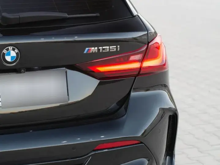 BMW M1 M135i xDrive