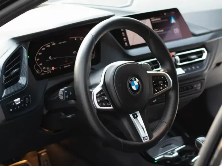 BMW M1 M135i xDrive