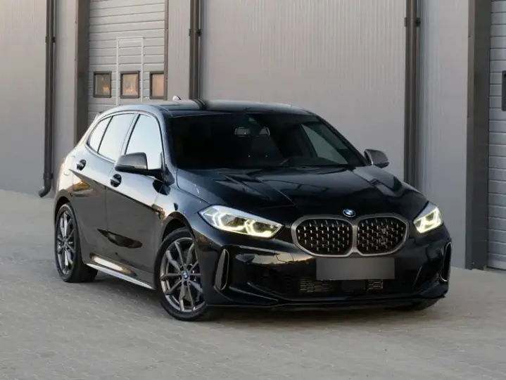 BMW M1 M135i xDrive