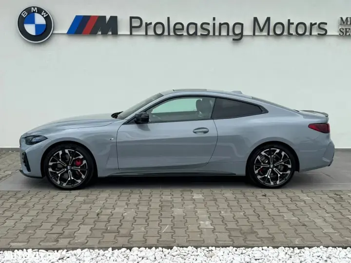 BMW M4 G82/G83 M440i xDrive AT MHEV