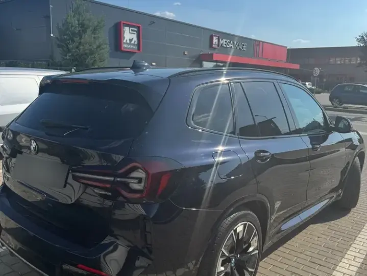 BMW iX3 Impressive