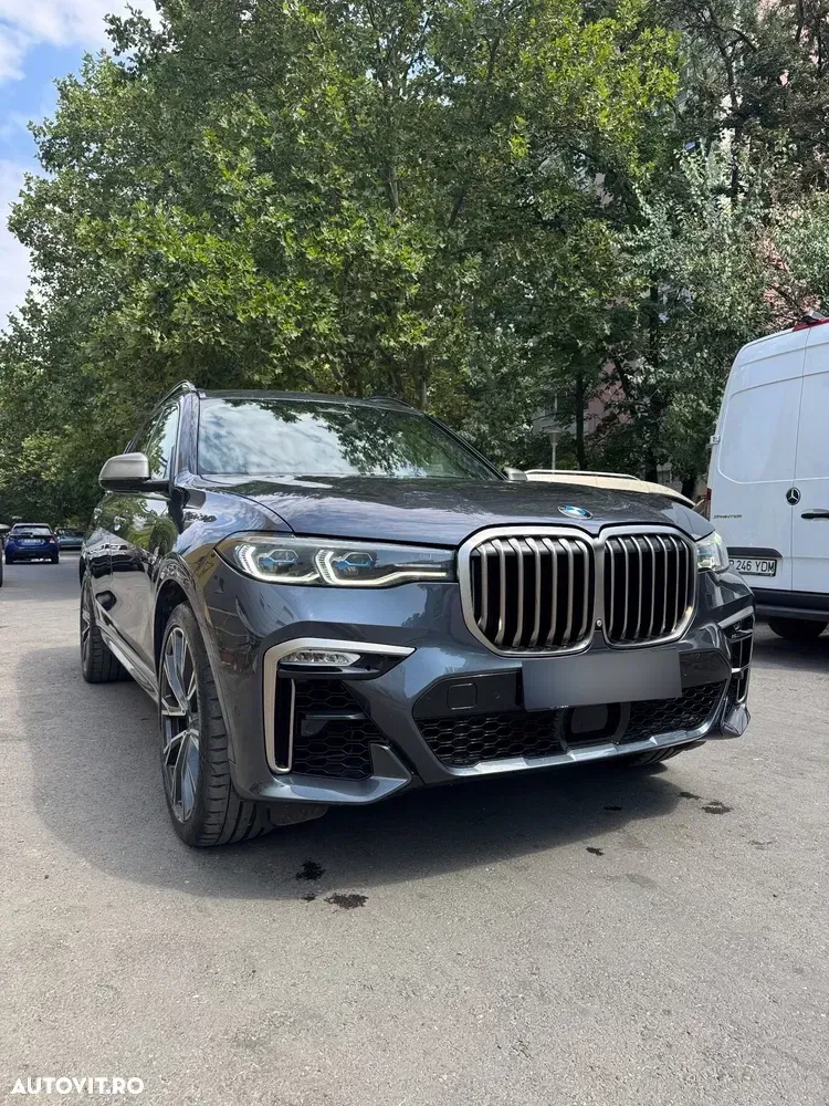 BMW X7 — imagine 2
