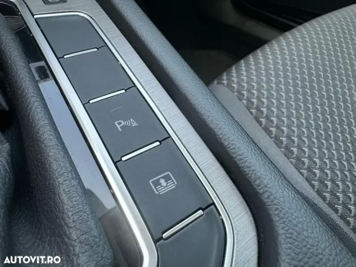 Volkswagen Passat B8 2.0 TDI DSG Advance