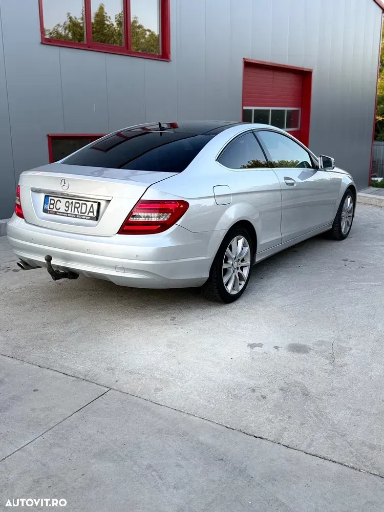 Mercedes-Benz C W204 — imagine 2