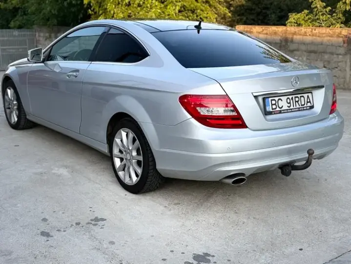 Mercedes-Benz C W204