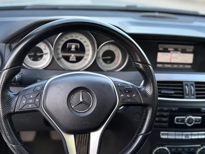 Mercedes-Benz C W204